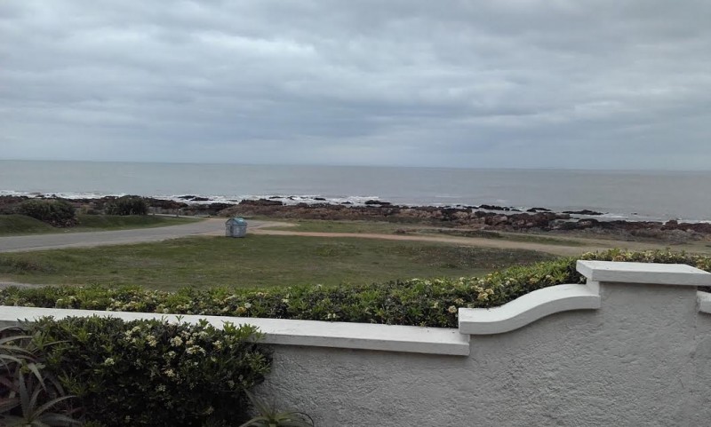 rancho antiguo en alquiler frente al mar